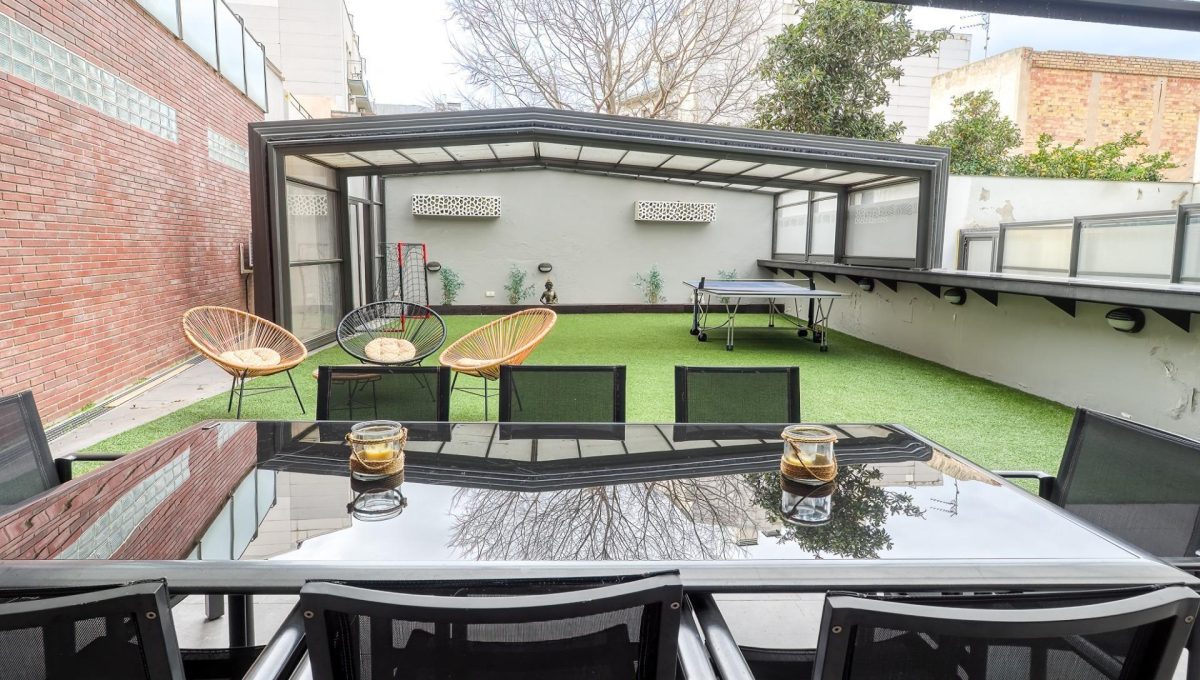 108319997_b65d8656a2523f6efa46b14f211f3630