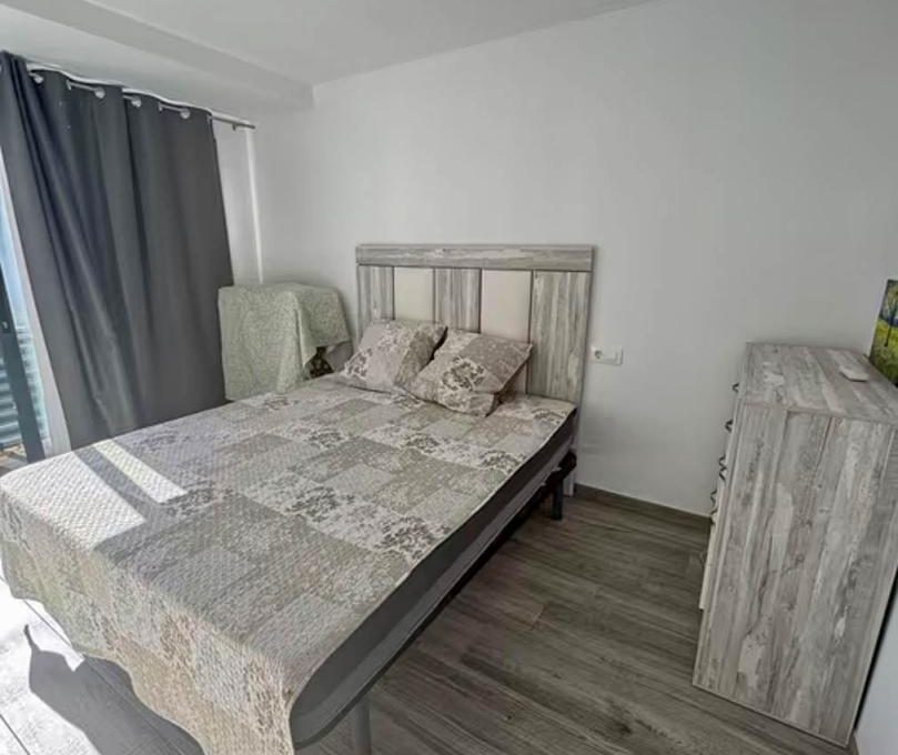 178293145_557ce767ee8998a156068a6fcc75ec03