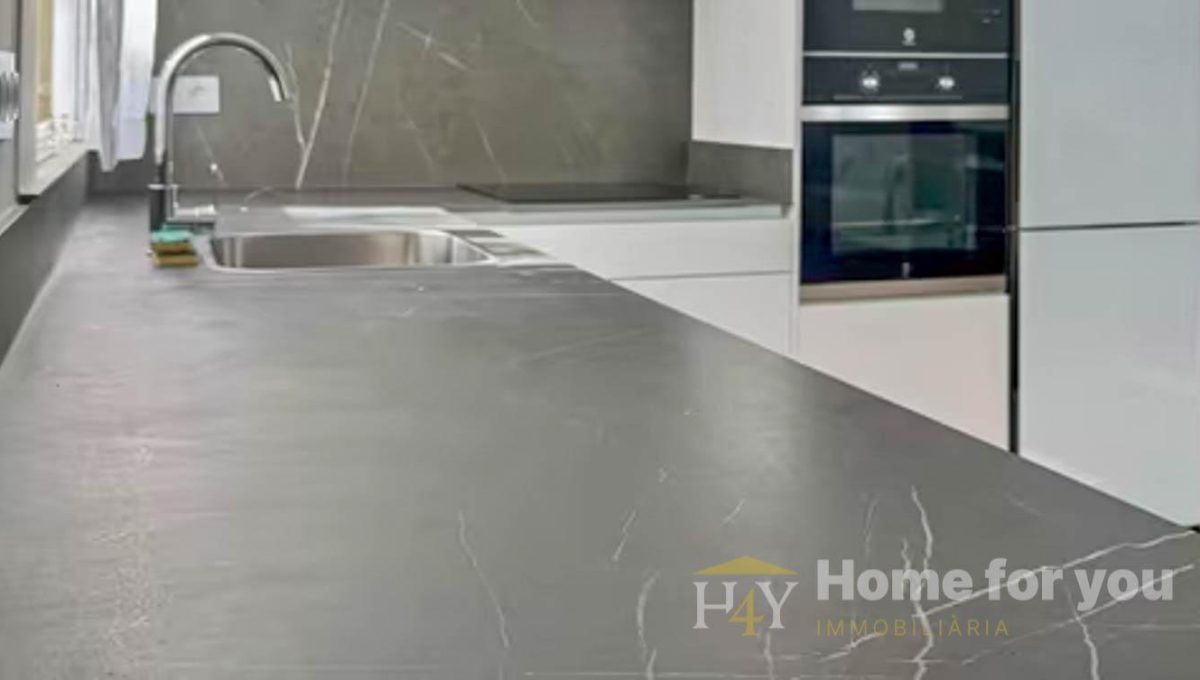 178293145_a6d4d45e4a02d0dafea6650ff5579031