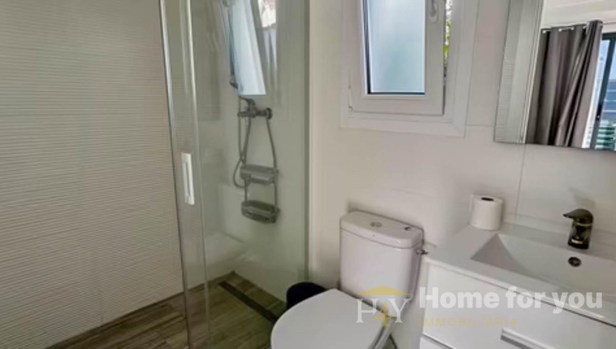 178293145_b56e278b00072b701374081cbc312046