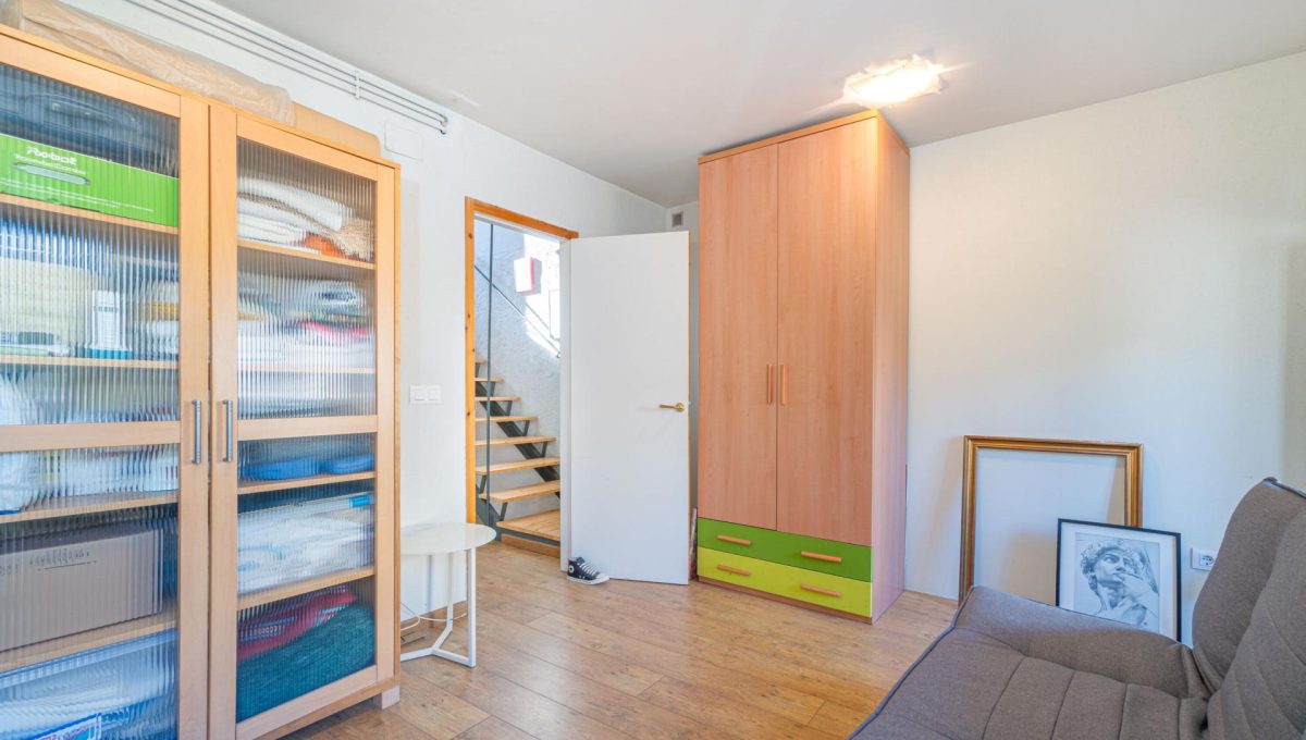 548082518_175f4949147f3bd4ead80eeb43074d90