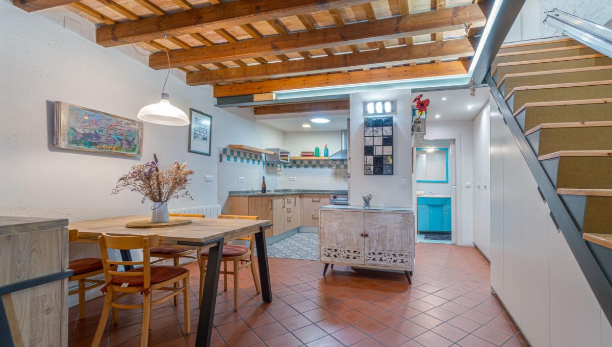 548082518_5191a901545e590340692215e164d7f8