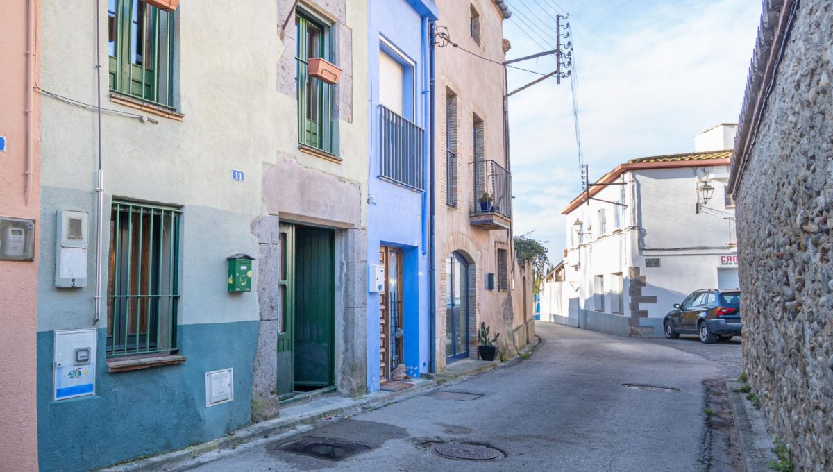 548082518_5361426bc3b2703093a2694330c8ec1d