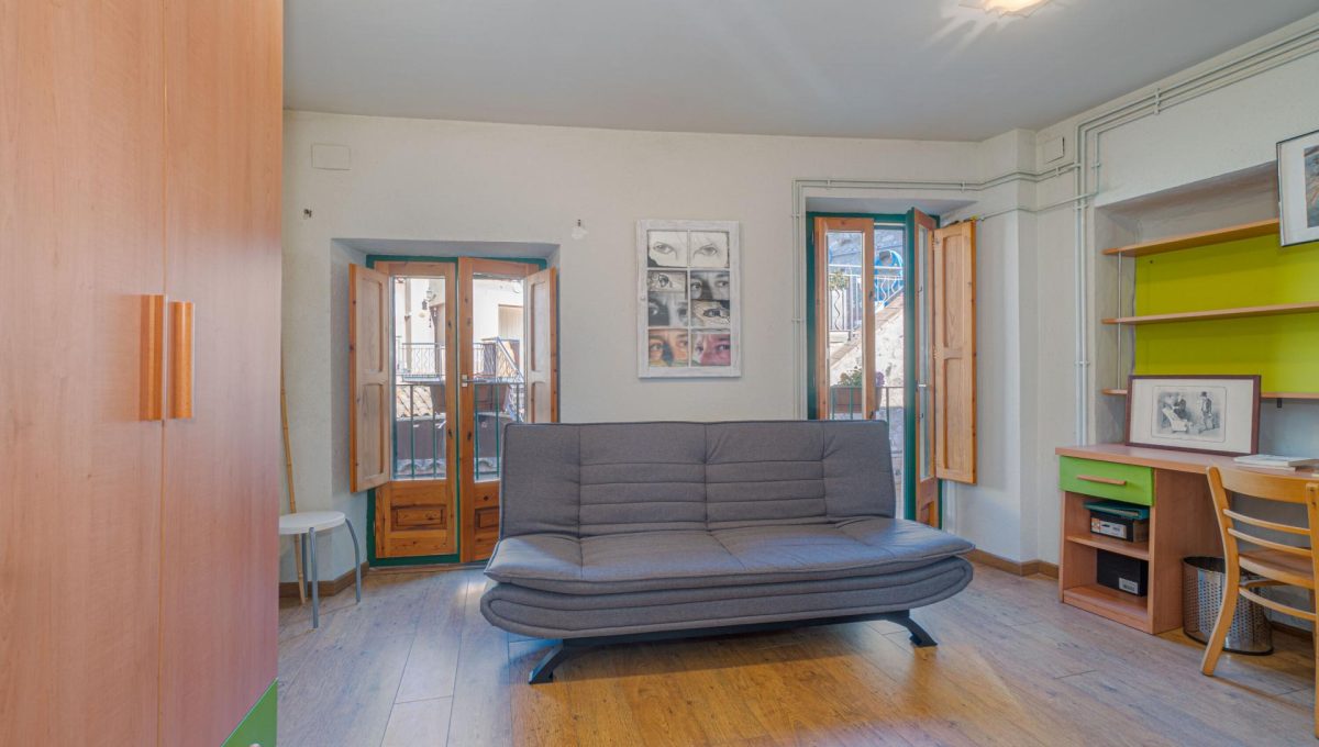 548082518_673d358a6c504e0481fdb819bc124db3