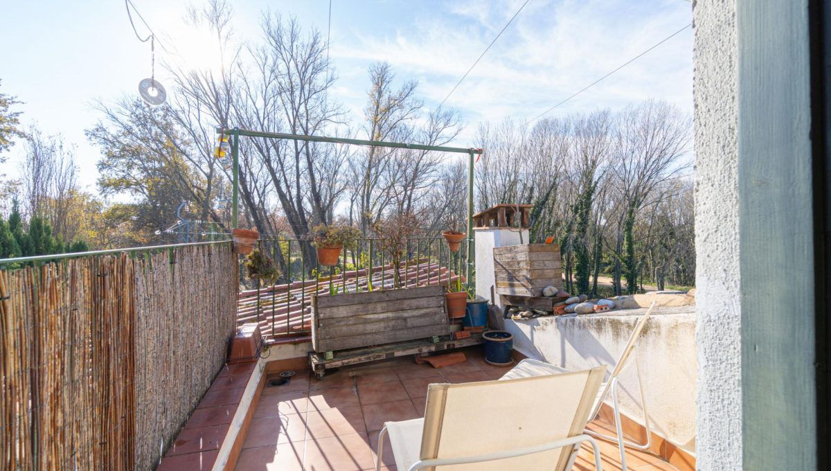 548082518_857496a6b3d8ae65130145e38484dc40