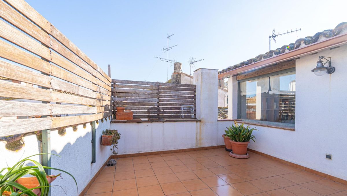 548082518_dc39f92abe88a660c417fa57cb1860a1