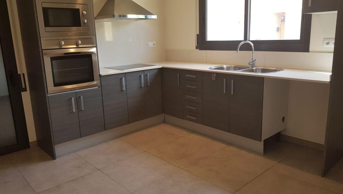 551343201_5efcd88c7beb3bb2b4a1d3bf3e5396ad