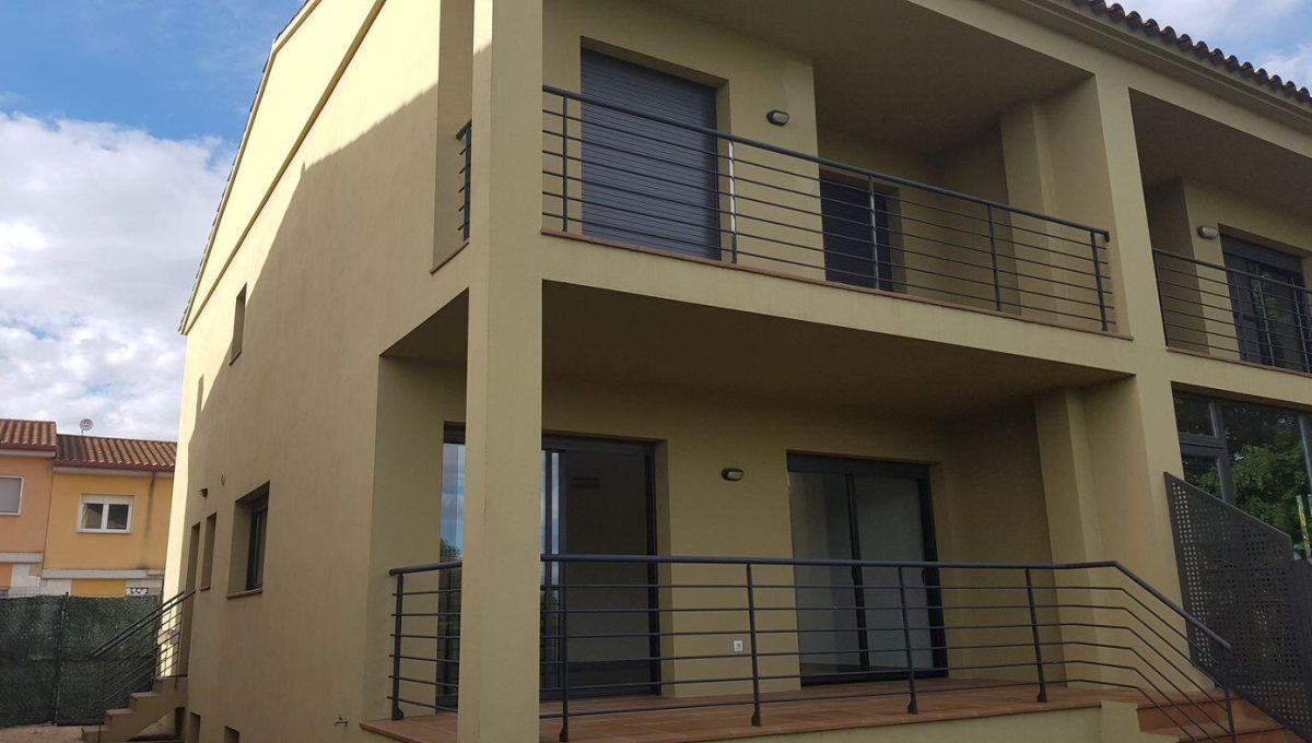 551343201_bc05b7614fa8b115b6d638fa630c2b0a