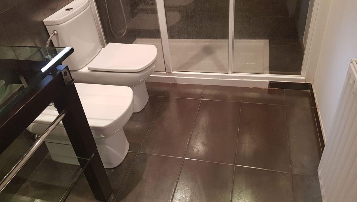 551343201_c07f25392c7d6dfd7ac279ebe4305046