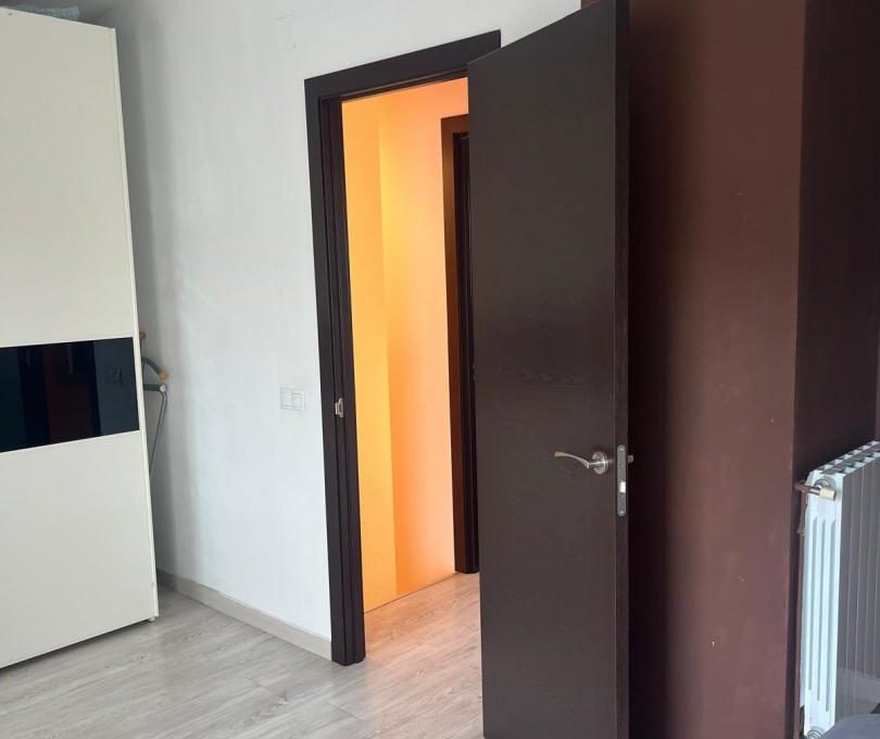 153833817_bcd655f29462e24295331f90c1c2f23e