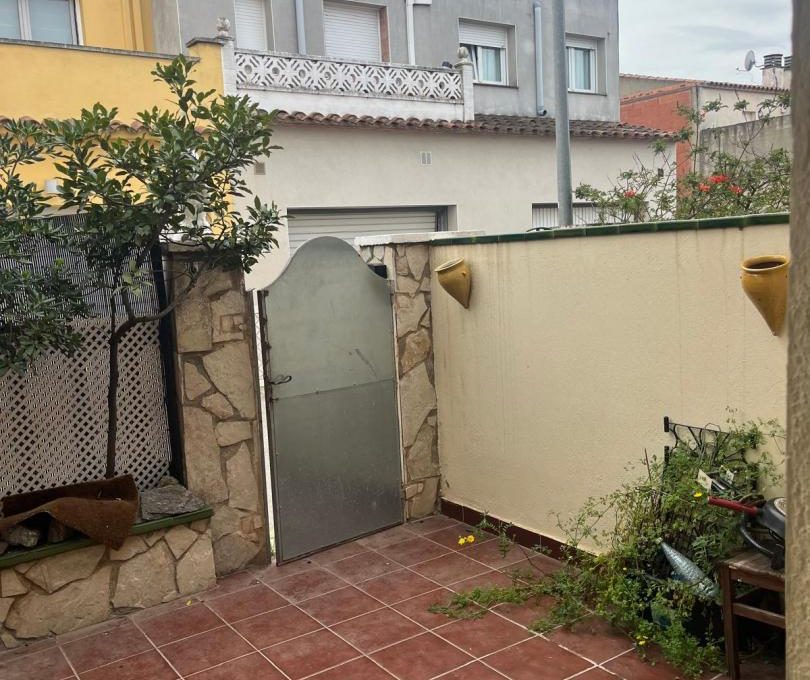 153833817_c7f428c60b864955985e6bd7ca15d408