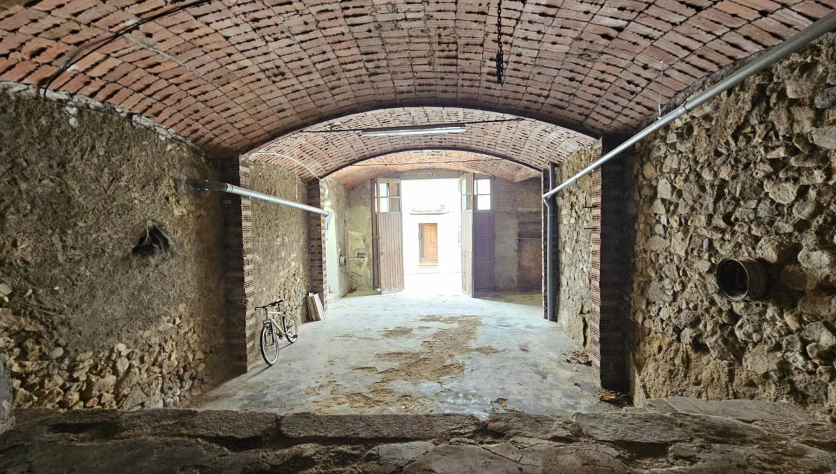 159949232_a3226e658d3c9e37b58dfb0cb4d618d6