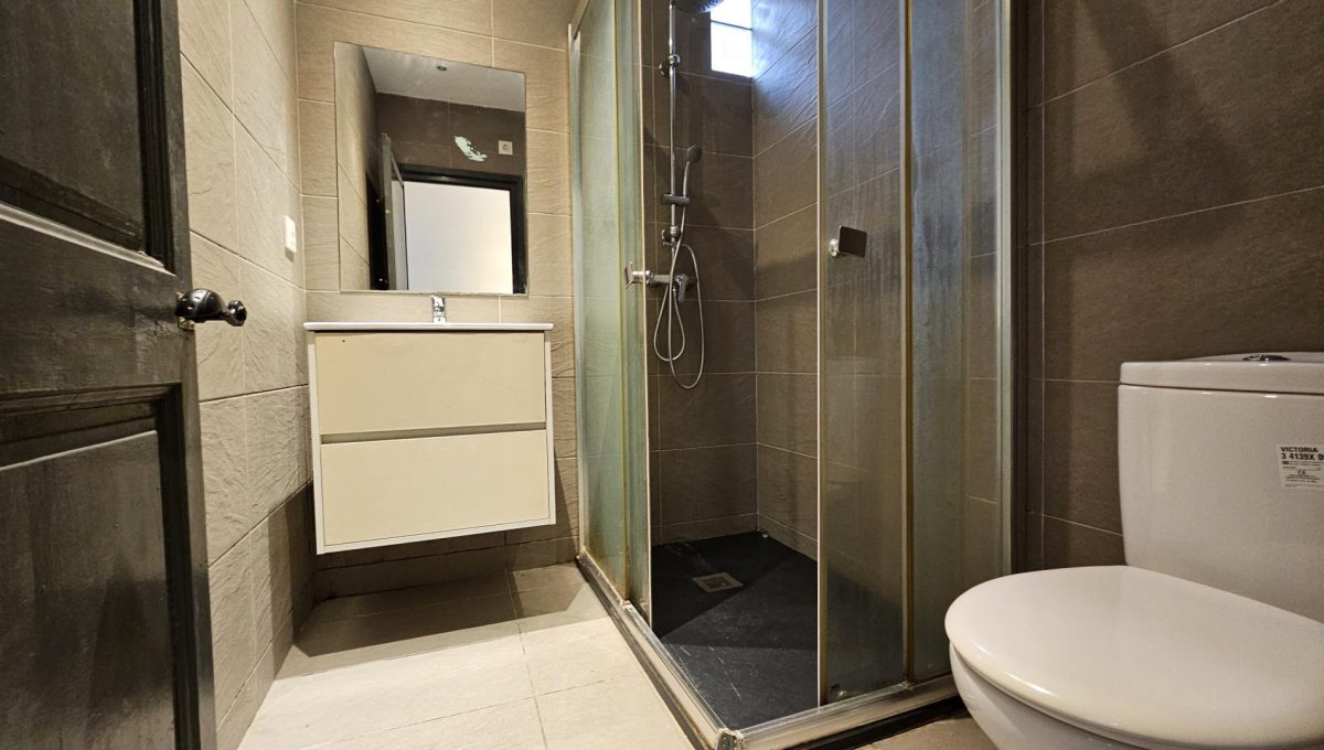 159949232_df853d7f34b8973e622d2a8a4dba8091