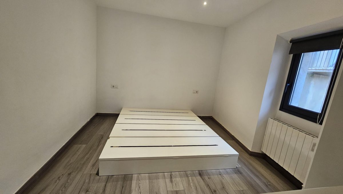 159949232_fb825a3061ca130db7aaa8a6c17e0e3c