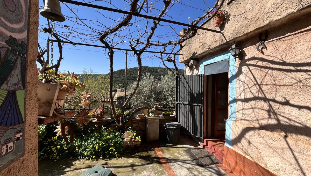 170996875_14639d8f9aeb0dddc0a144acafad6a10