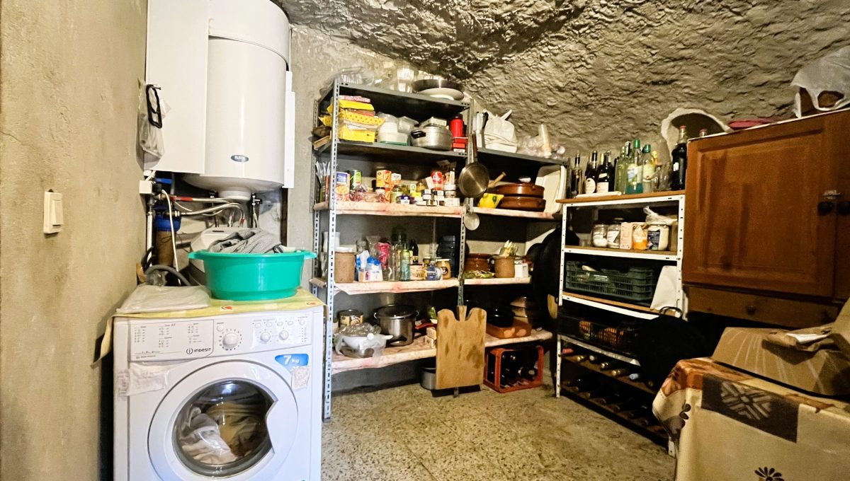 170996875_4c429f9d7a71351e975898860f3e5c1b