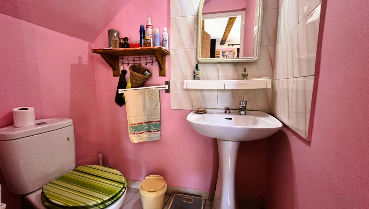 170996875_5d6250514f98235d44d57c83ba8f8319