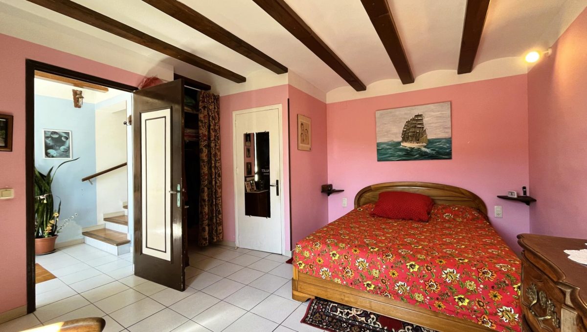 170996875_93642ae0e3747273e8b6c32fb1f7a713