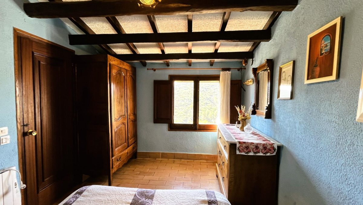 170996875_998912673071d446b62958cbea4b5473