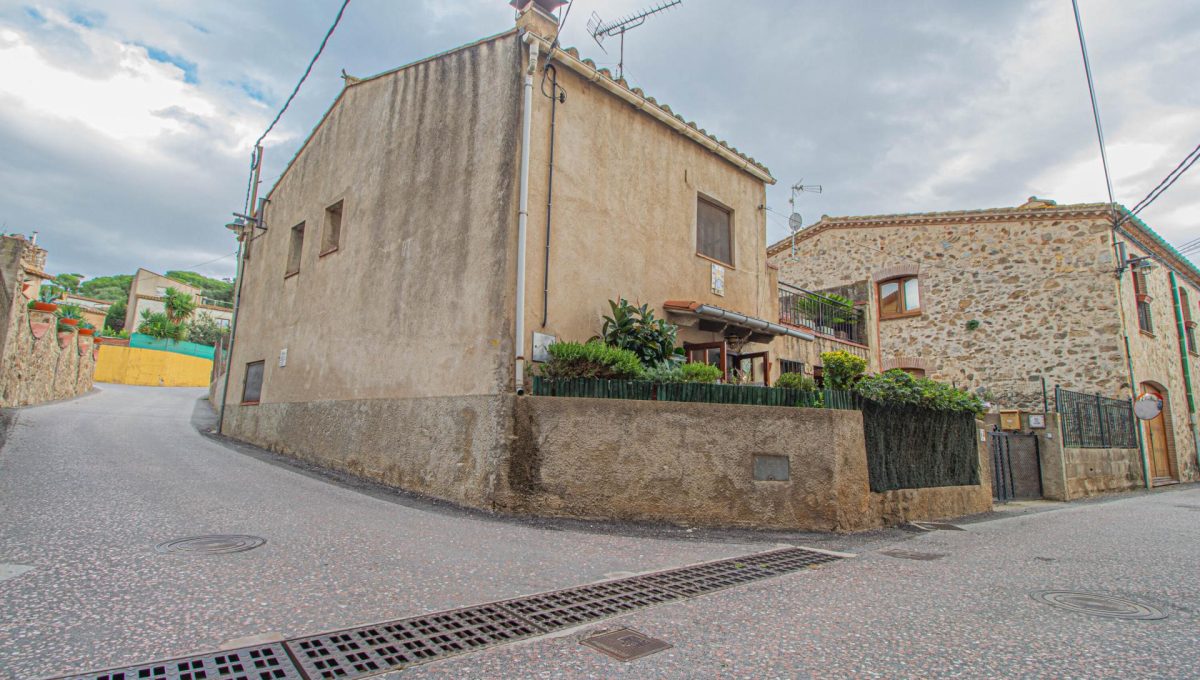 172225831_6c51582c81b23616ed5a7fe9187fe8fd