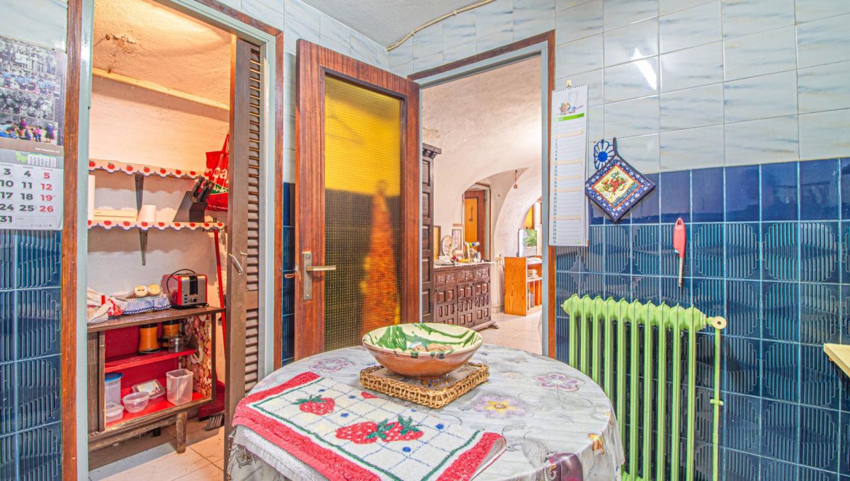 172225831_7ce48c8e9c40b1749f232c5ef0d65c68