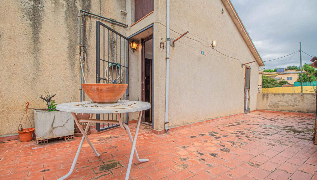 172225831_cfa838e5c7ebf12a0355053a71c05ed7