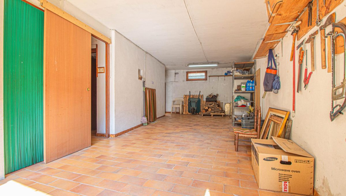 172225831_ebdce3a2f481a60c4c561873e73812e0