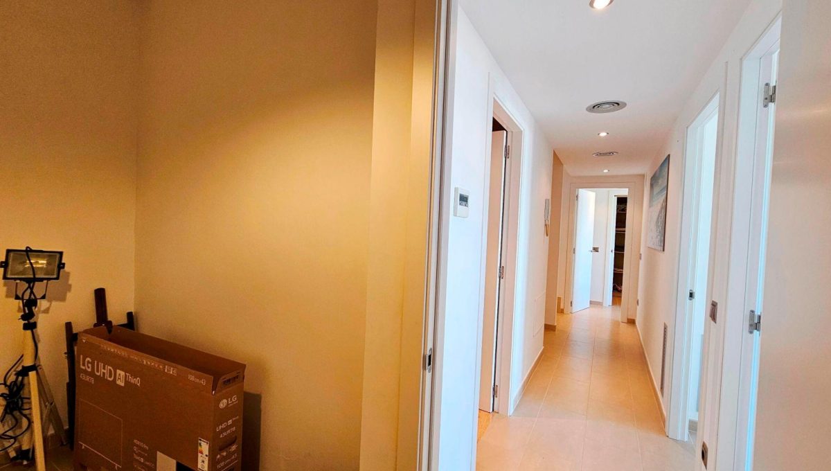 183958851_391b6a9e10fa5b85bce641cd16d7d443