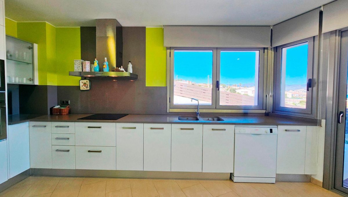 183958851_9d0c50bab1afdd33bc4908597ec704d8