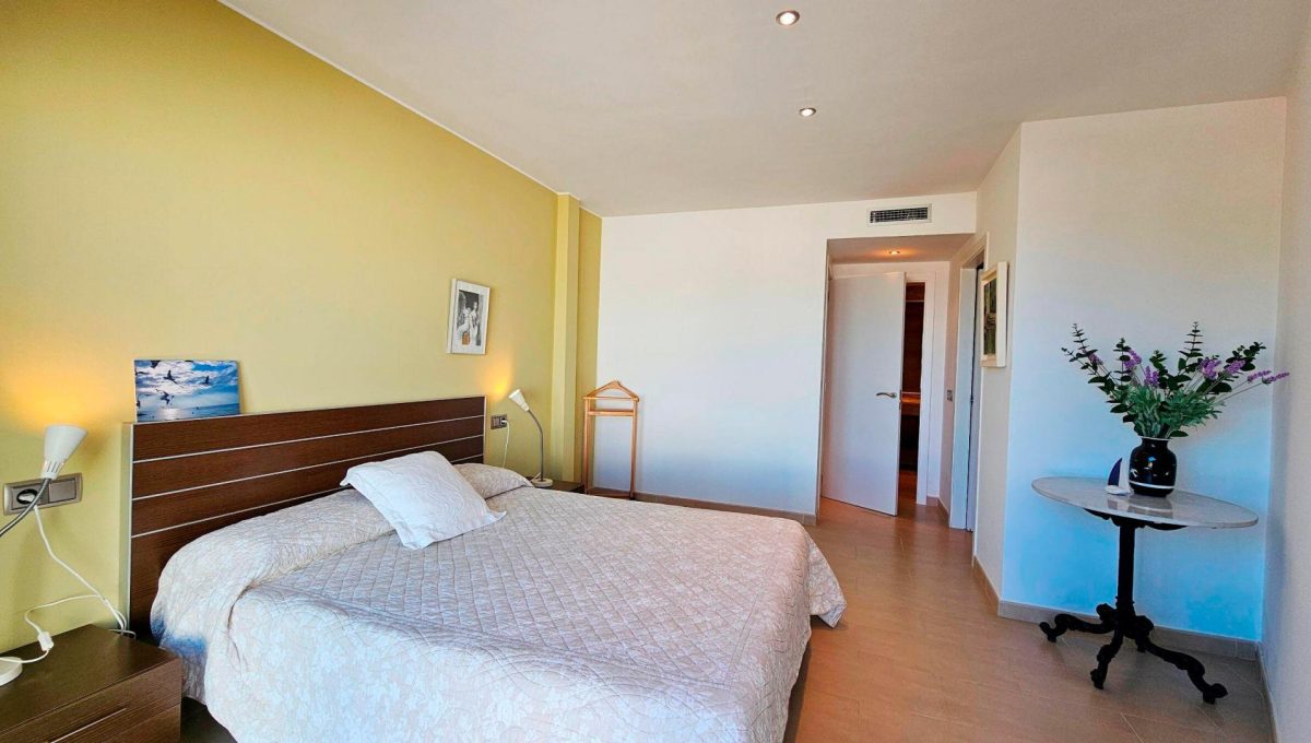 183958851_ce9707a22111dcb5234b142f38aff7cc