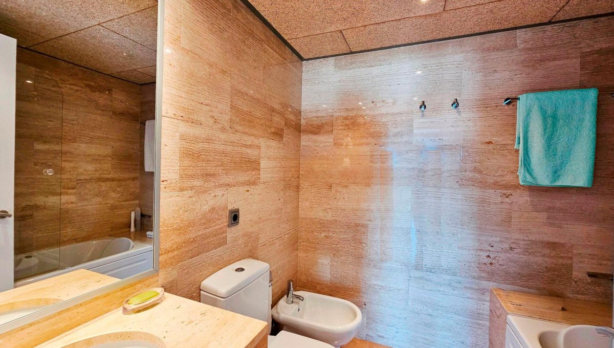 183958851_dde4895f32da7035082e1049d347475e