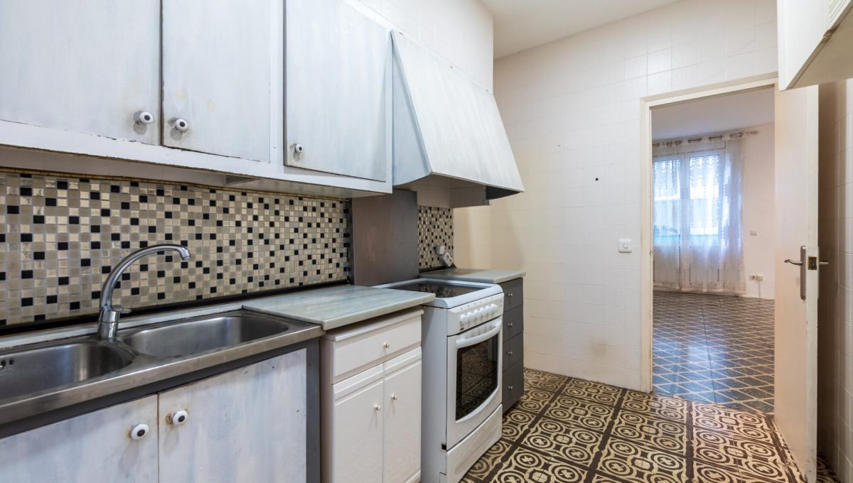 192137242_0def30b5b26c6537c2376e48c98b93e0