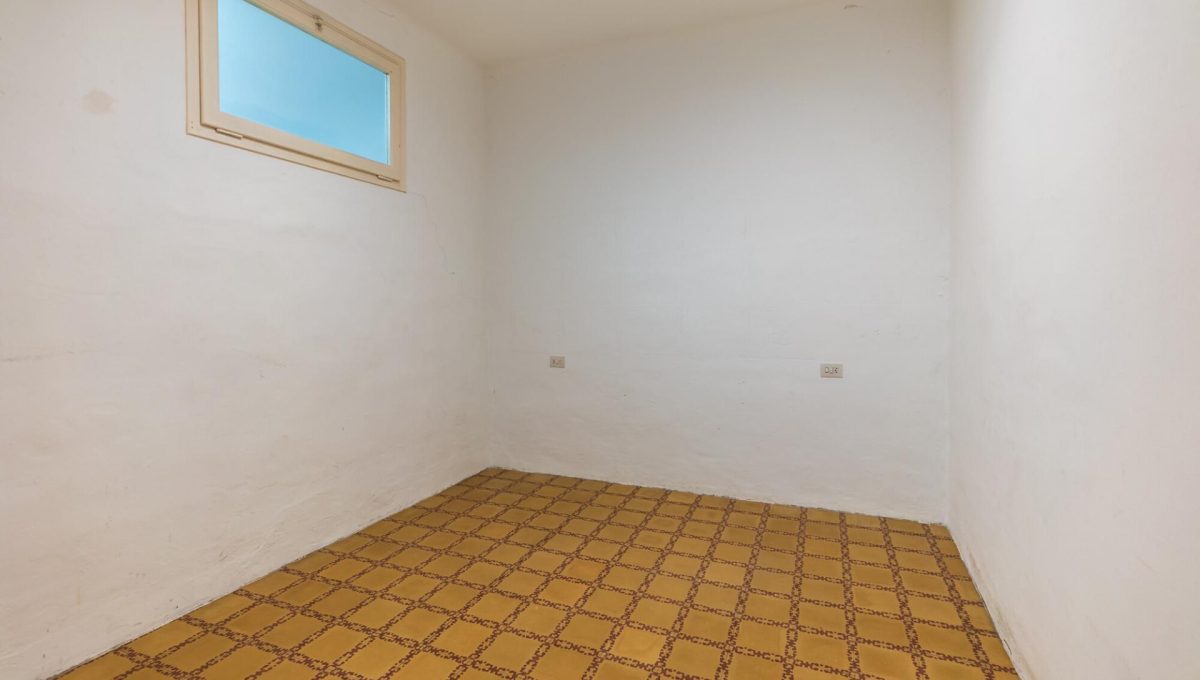 192137242_434db85e17f34c22ac4def5dae23499c