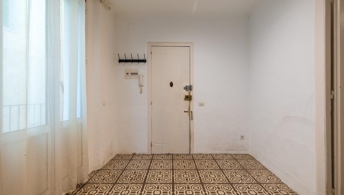 192137242_f99130100d364e2d7c7e1c6d5ffdb080