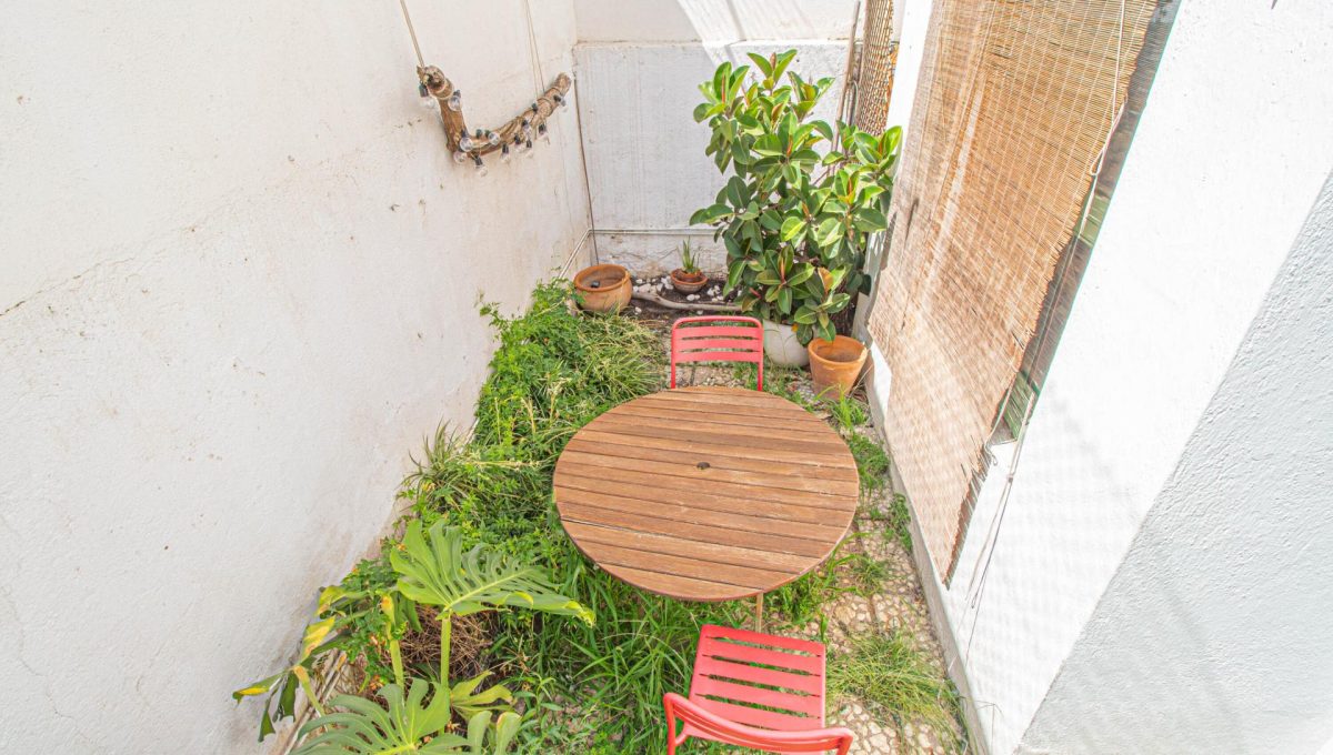 400001230_baed2e373100783a923c316b585e5012