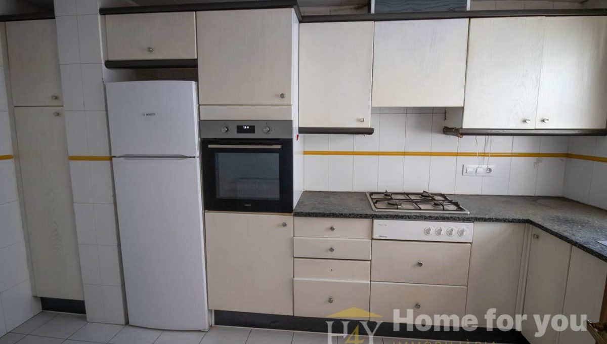 615912336_2c80daaaf800d26af61d1d6e50b96e86