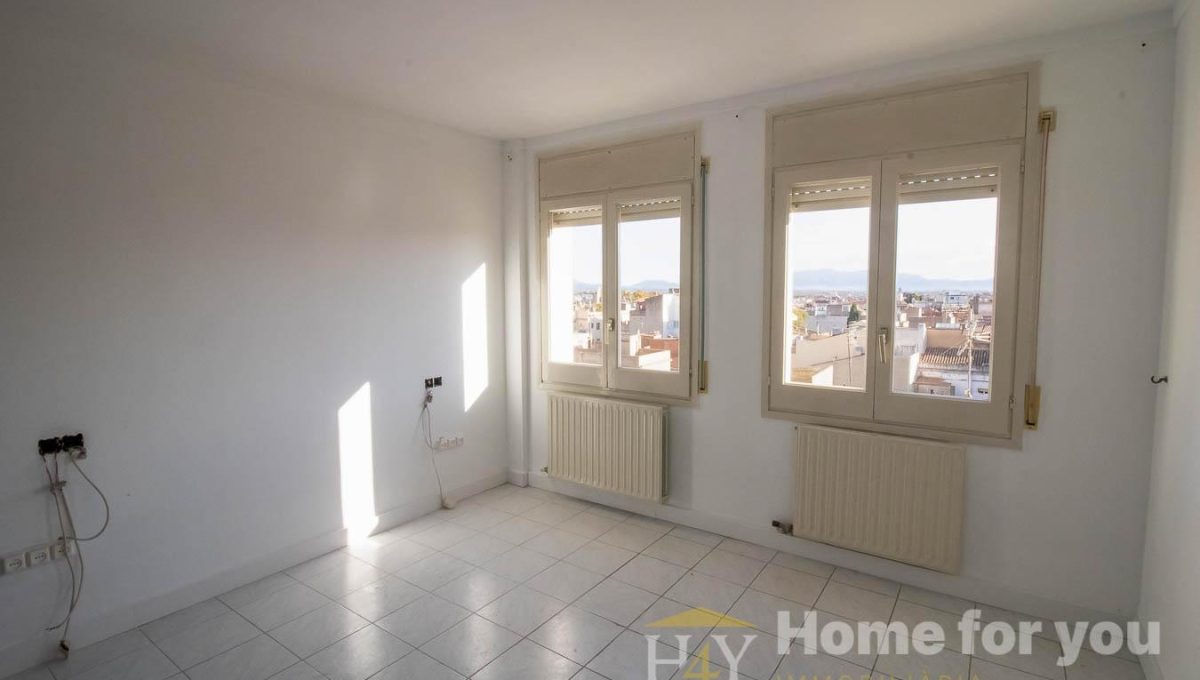 615912336_e1bf5381ca7184032bc0c2fc9beb34a9