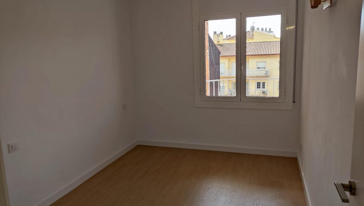 786732201_28bb44aab2cb32ea8e73a010221d0e03