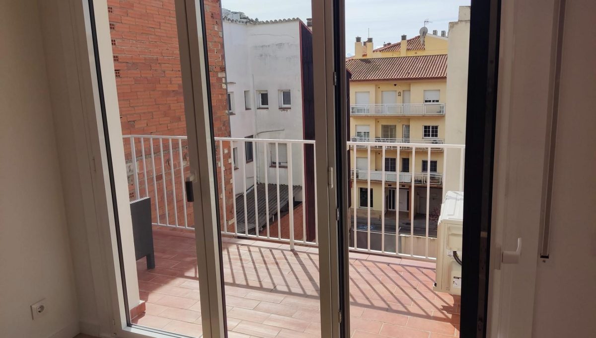 786732201_5f762e9fe3fc6cc07ba03a85bad72455