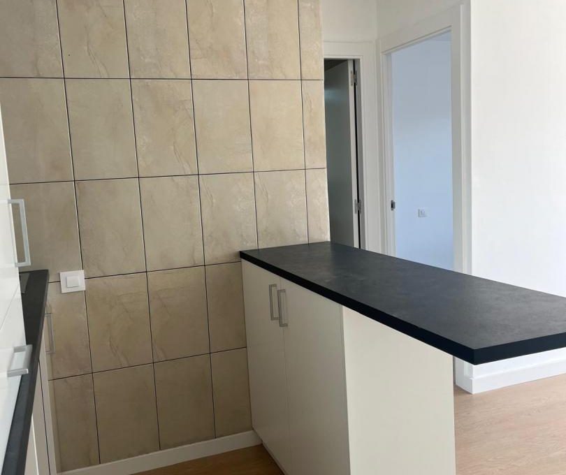 786732201_c6e2f575b2ef0599f0465e1300373028