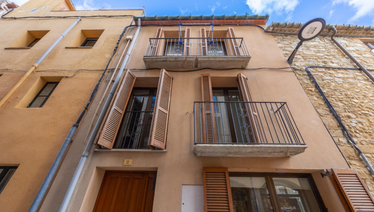 792425437_2d07a84b2b9d4f07fabb488d51634054