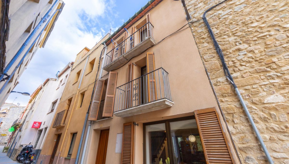 792425437_63882b3dbc1ae5ac3376ba9f251e3fba