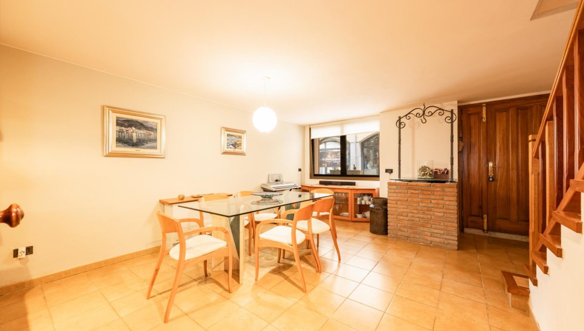 792425437_7a9ef0f1966394c73a7ac569f3daec70