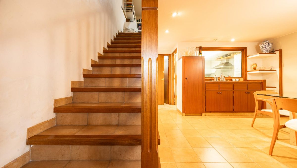 792425437_a3770a52e4286279cc22fba06b28febf