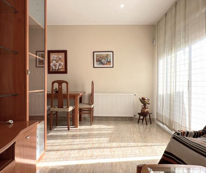 866044391_0a2915e0d37ab85df8ddd545817c6954