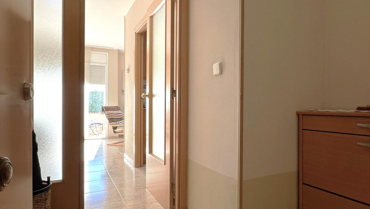 866044391_4344e05a68adf2f78aeae96d290e6c94