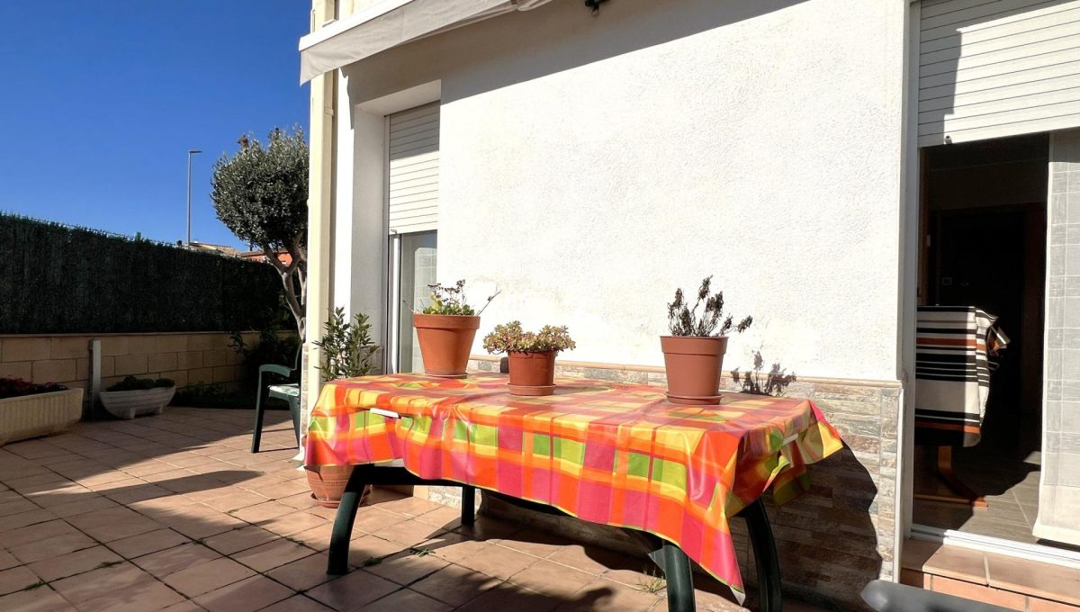 866044391_471eb5ec23c2a32fc6d848bdb93dd29c