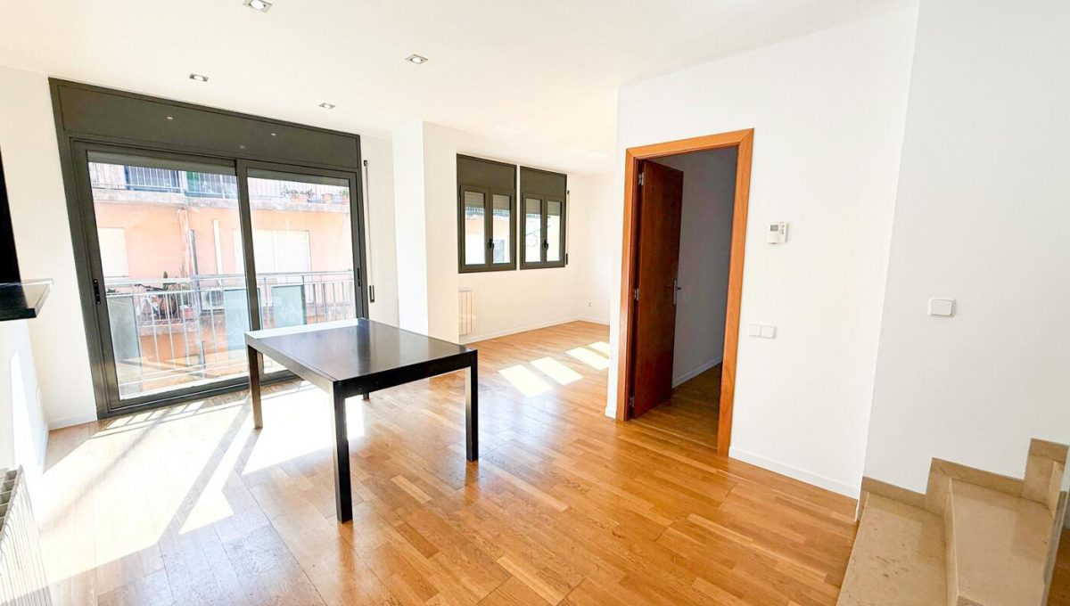 946219881_628ebef7aa5230fc64d39068e6cb7928