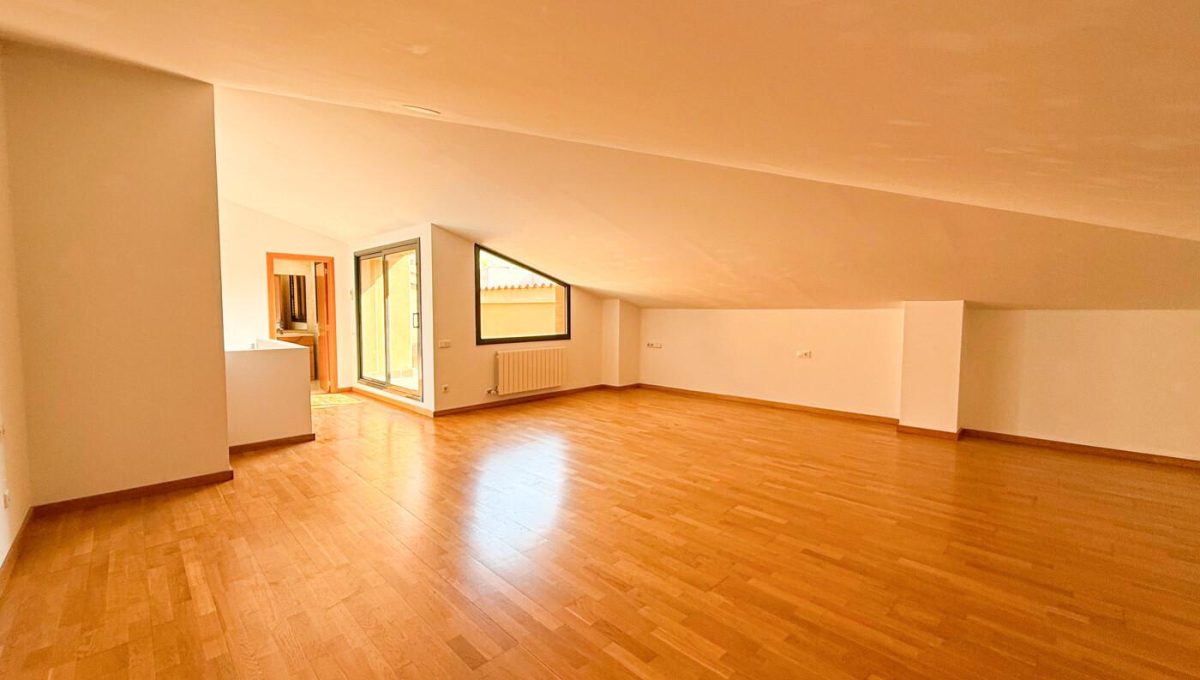 946219881_a73358a90619ae6d86d1cfc61636e8d6