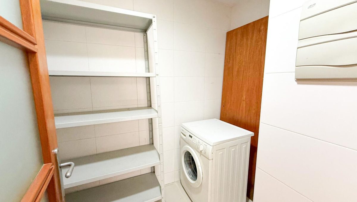 946219881_b6b6aa4cff5209b5d19fd45dc3f1dd9a